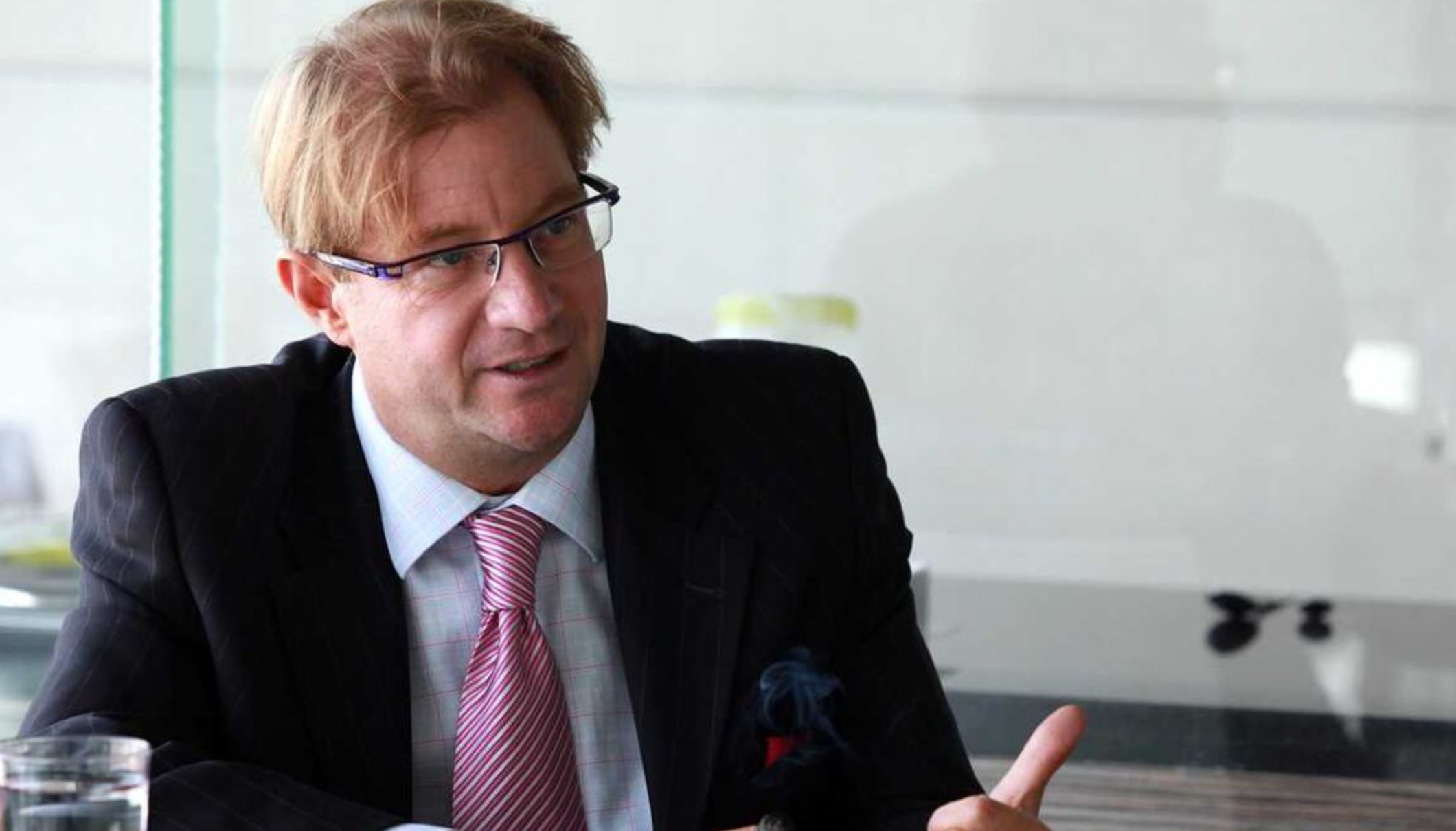 Andrés Roemer, exdiplomático acusado de violación en México, es extraditable